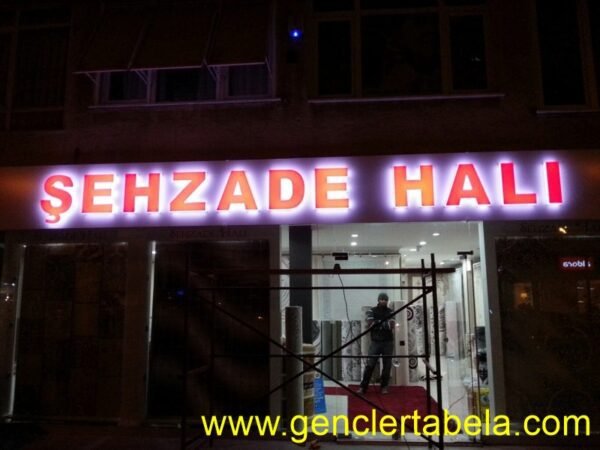 Pleksi Tabela 10